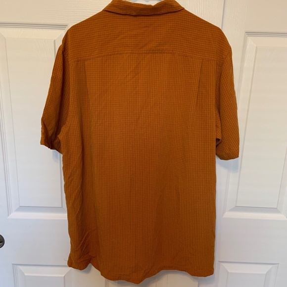 Columbia Men's Short Sleeved Plaid Button Down Shirt Orange Size L - Picture 9 of 10